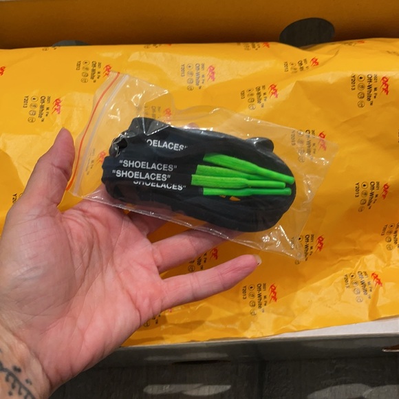 Nike Off-White Air Zoom Tempo - Picture 7 of 7